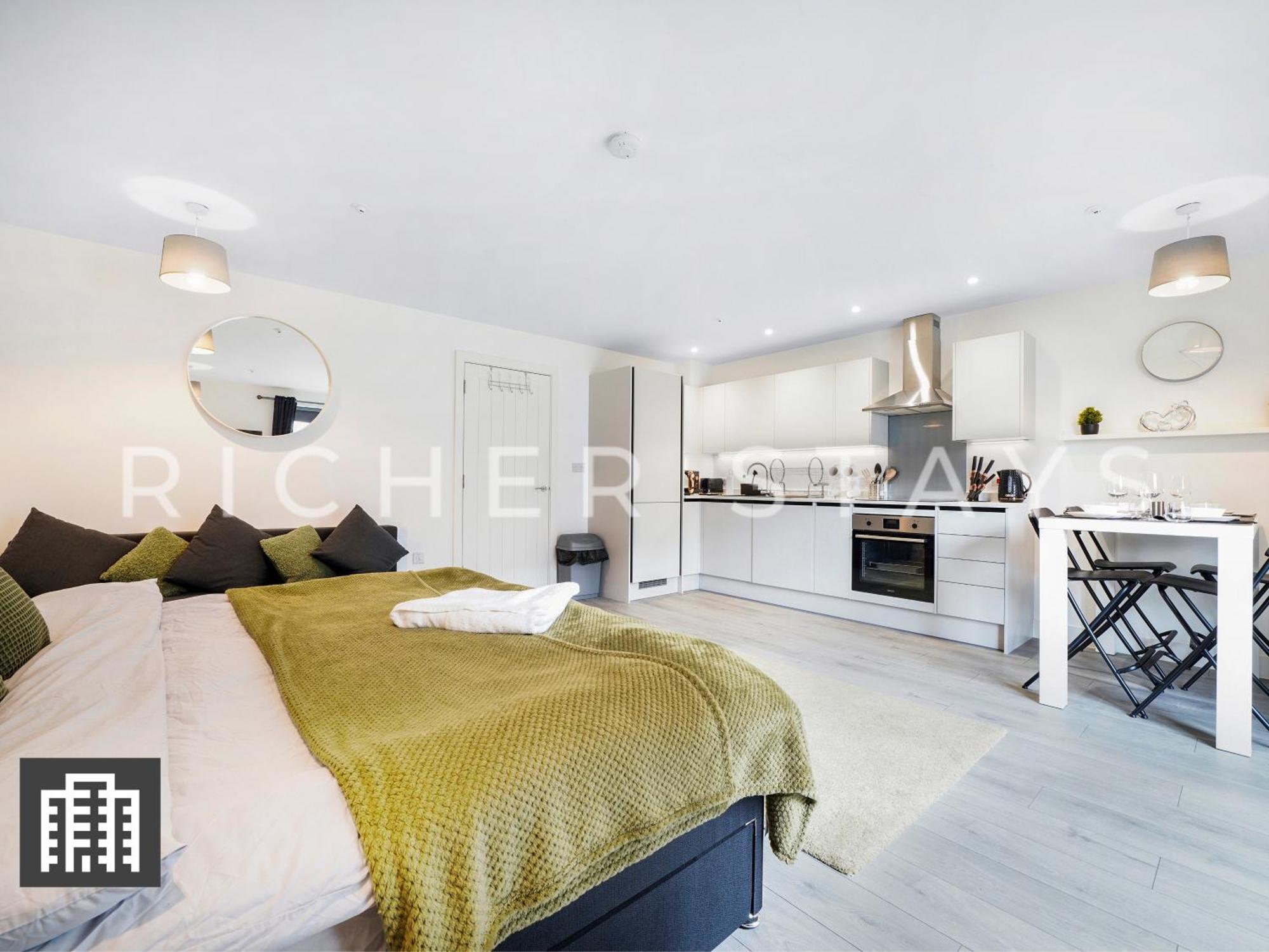 Cosy Studio Apartment- Hemel Hempstead High Street Buitenkant foto